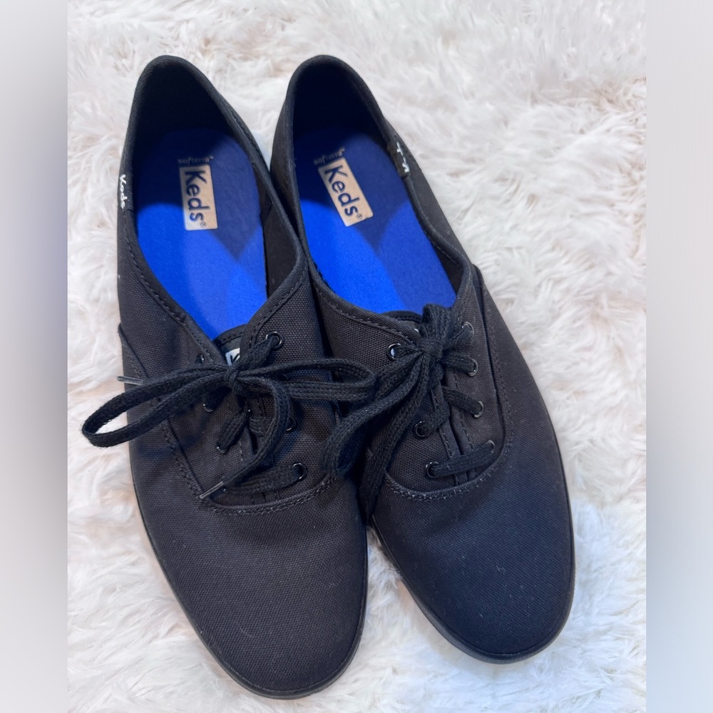 Keds Woman black shoes 10 W